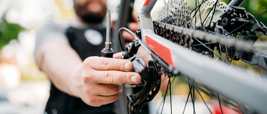 ¿Cuándo tienes que cambiar las ruedas de tu bicicleta de carretera?