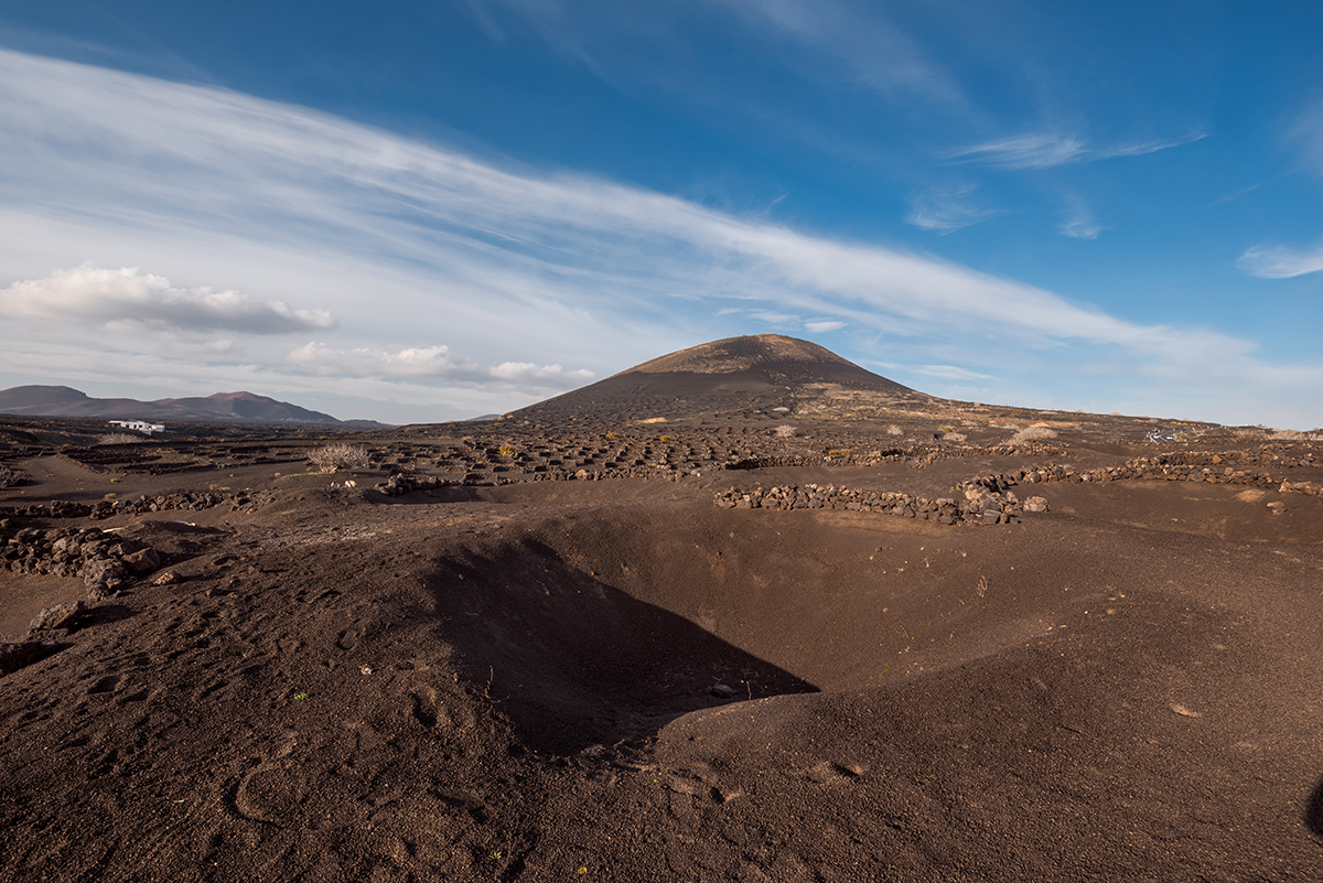 3 paisajes indispensables que ver en Lanzarote. Parque natural de Los Volcanes