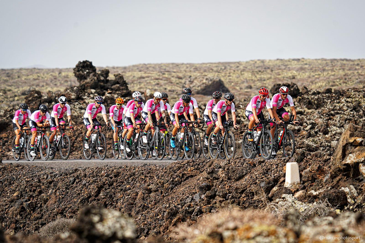 Safe cycling. 4 ideas for cycling on Lanzarotes roads without cars - Grupo pedaleando - Papagayo Bike