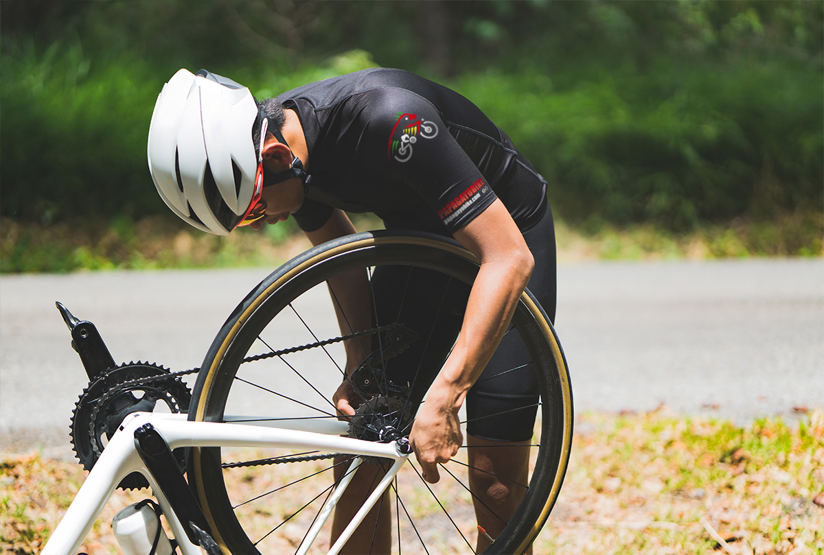 Puncture in sight. Multi-tools that you always have to carry on your bike - assistance - Papagayo Bike