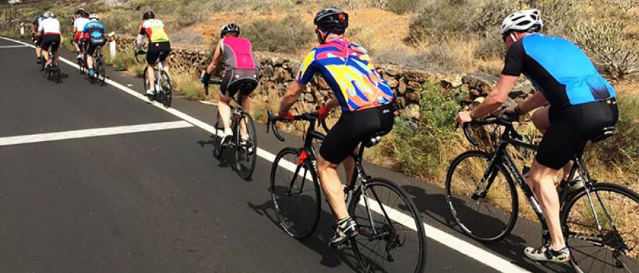 5 tips to train on a road bike in a windy Lanzarote