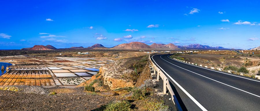 Descubre Lanzarote con una de nuestras bicicletas