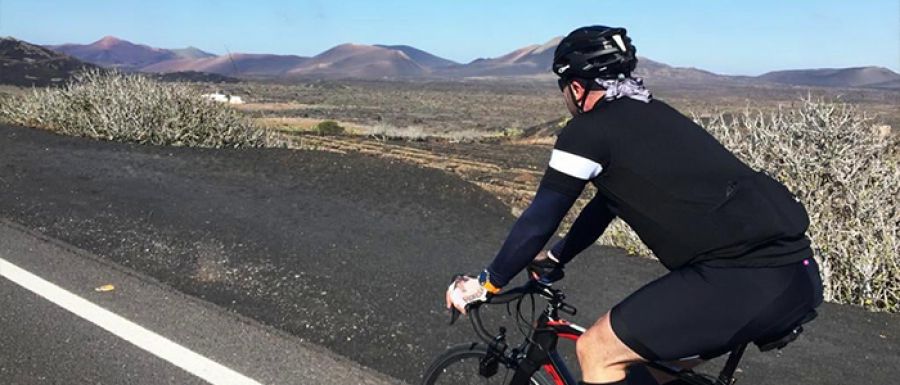 Descubre Lanzarote con una de nuestras bicicletas de alquiler.