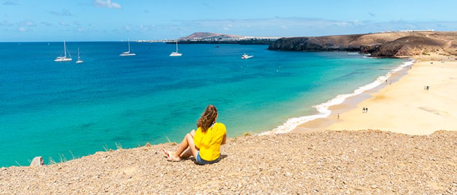 Descubre las mejores playas de Lanzarote en bicicleta