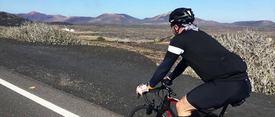 Discover Lanzarote with one of our rental bikes