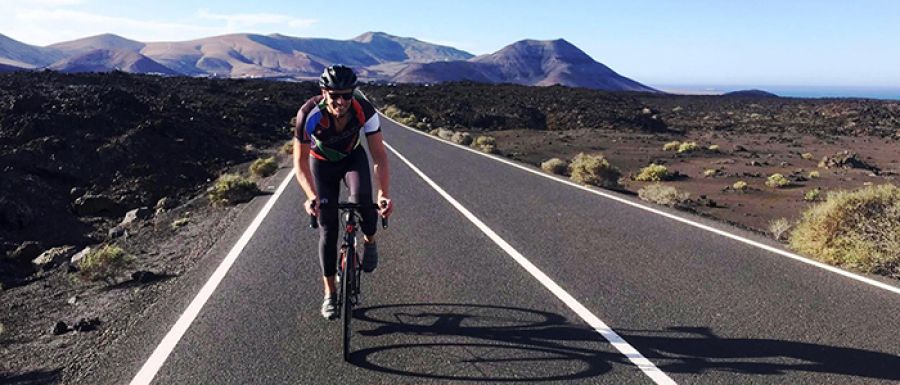 Find out why Lanzarote is the ideal destination for triathletes to train in winter
